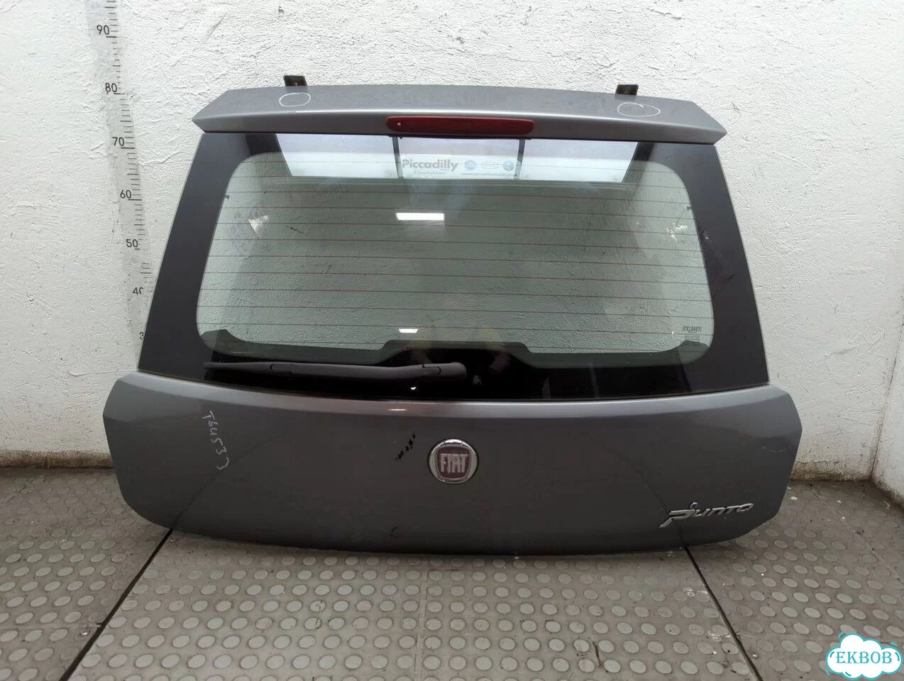 Крышка багажника Fiat Grande Punto фото 1