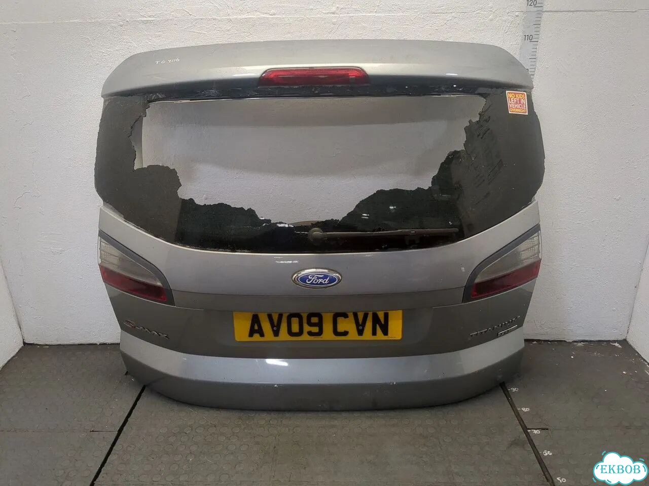 Крышка багажника Ford S-Max фото 1