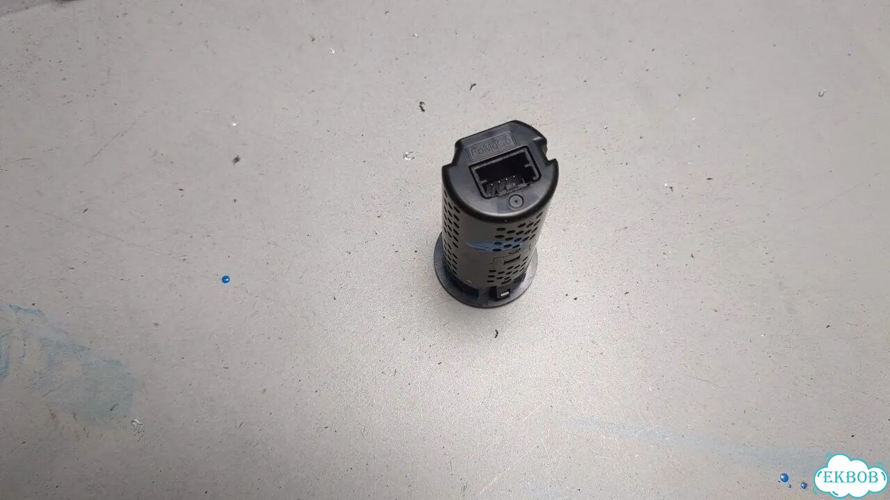 Разъем AUX/USB Ford Kuga фото 4