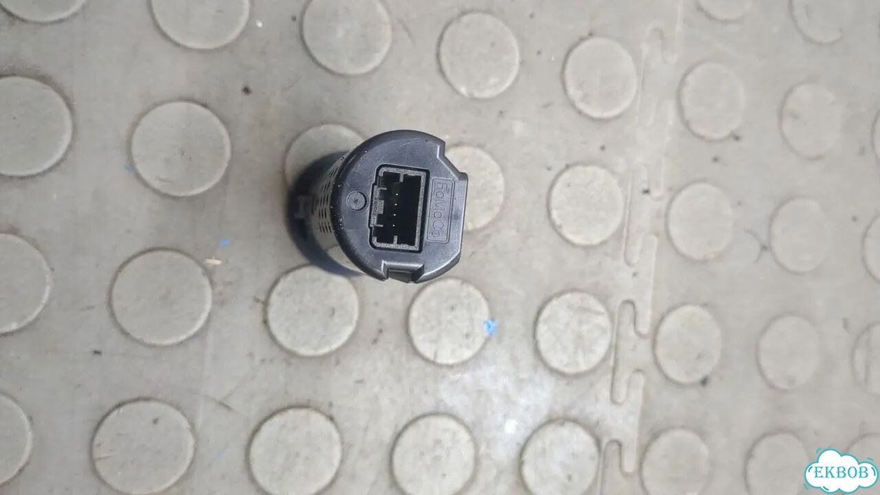Разъем AUX/USB Ford Kuga фото 6