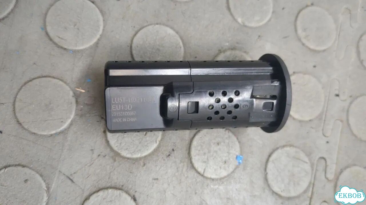 Разъем AUX/USB Ford Kuga фото 7