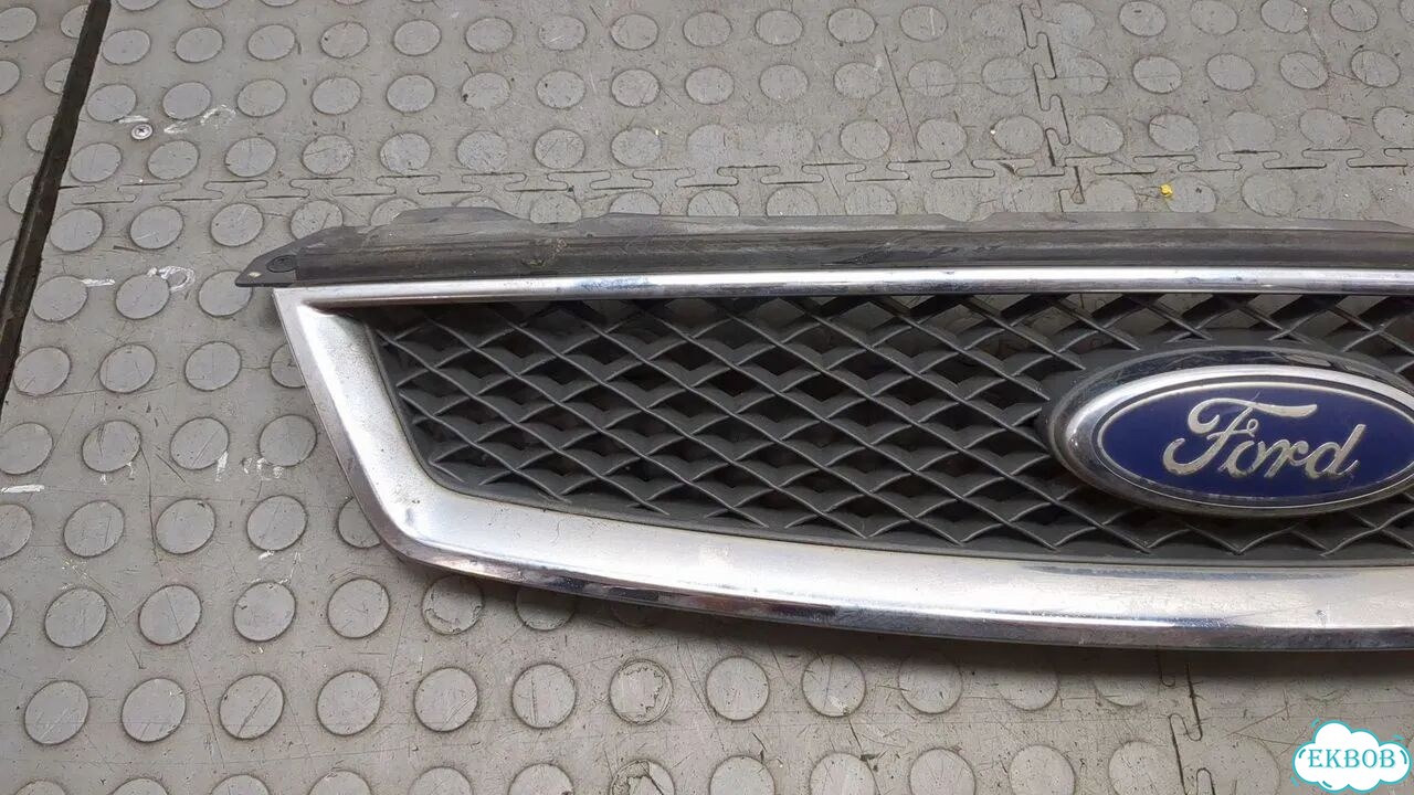 Решетка радиатора Ford Focus 2 фото 5