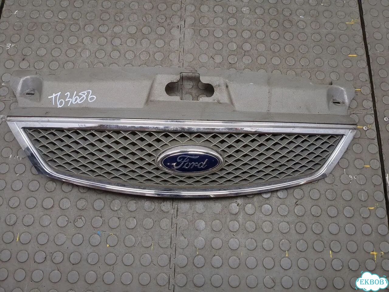 Решетка радиатора Ford Mondeo 3 фото 1