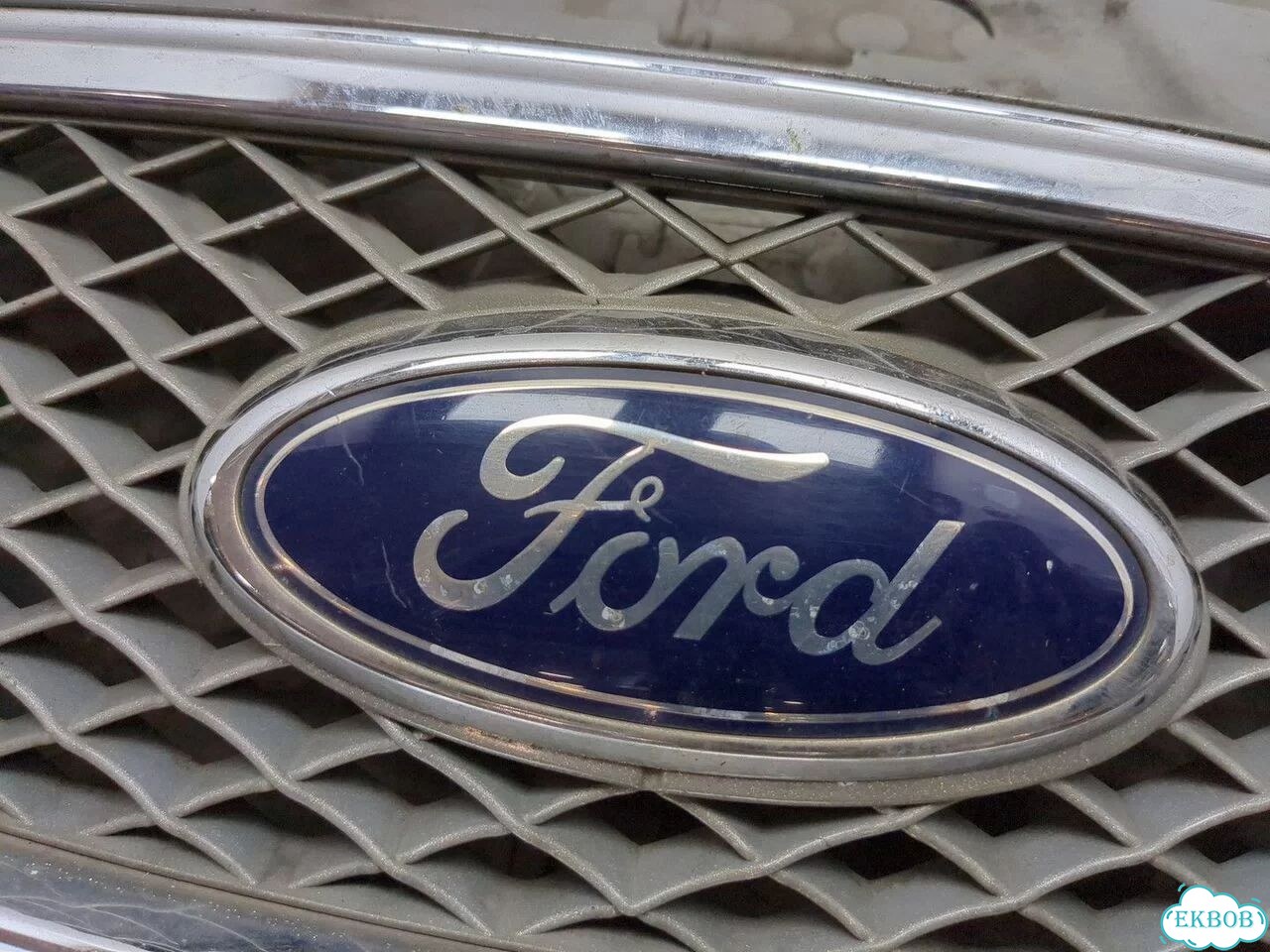 Решетка радиатора Ford Mondeo 3 фото 2