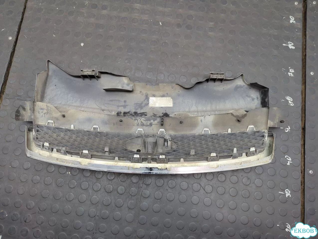 Решетка радиатора Ford Focus 2 фото 3