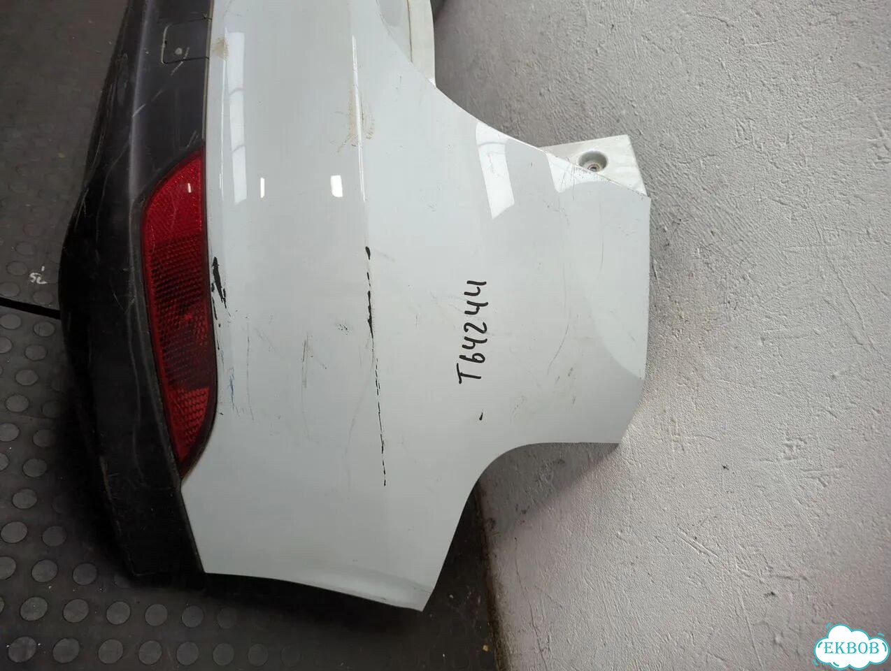 Бампер задний Ford Focus 3 фото 3