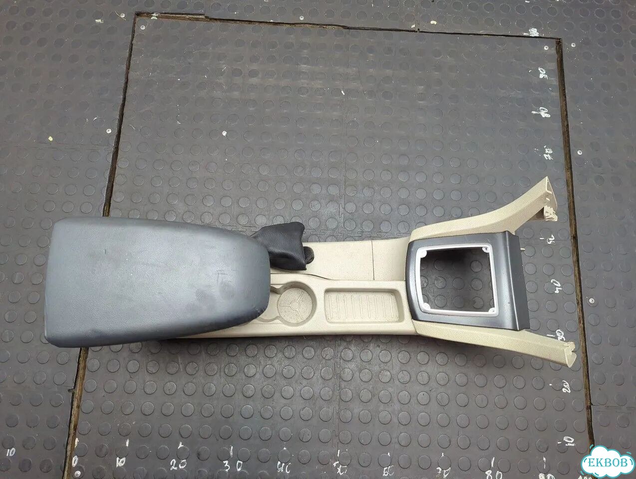 Консоль салона Ford Focus 2 фото 3