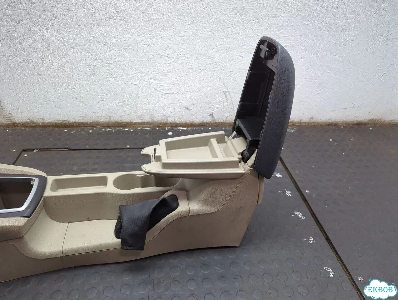 Консоль салона Ford Focus 2 фото 5