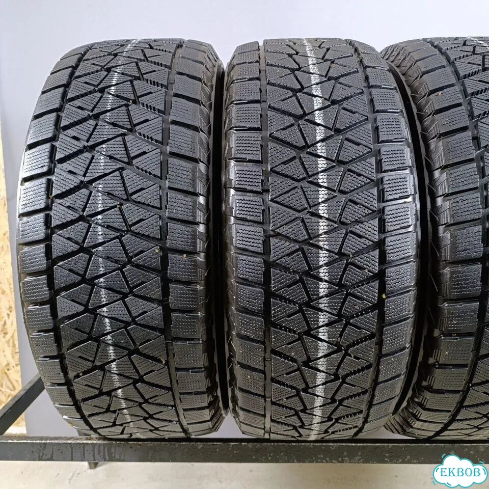 Bridgestone Blizzak DM-V2 285/60 R18 116T фото 2