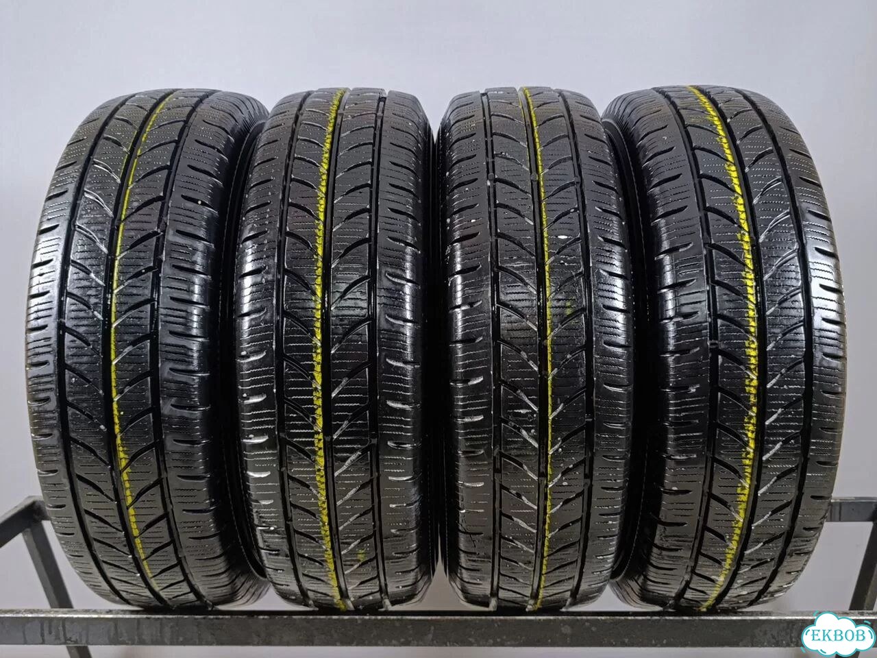 Yokohama W.Drive WY01 215/75 R16C 113R фото 1