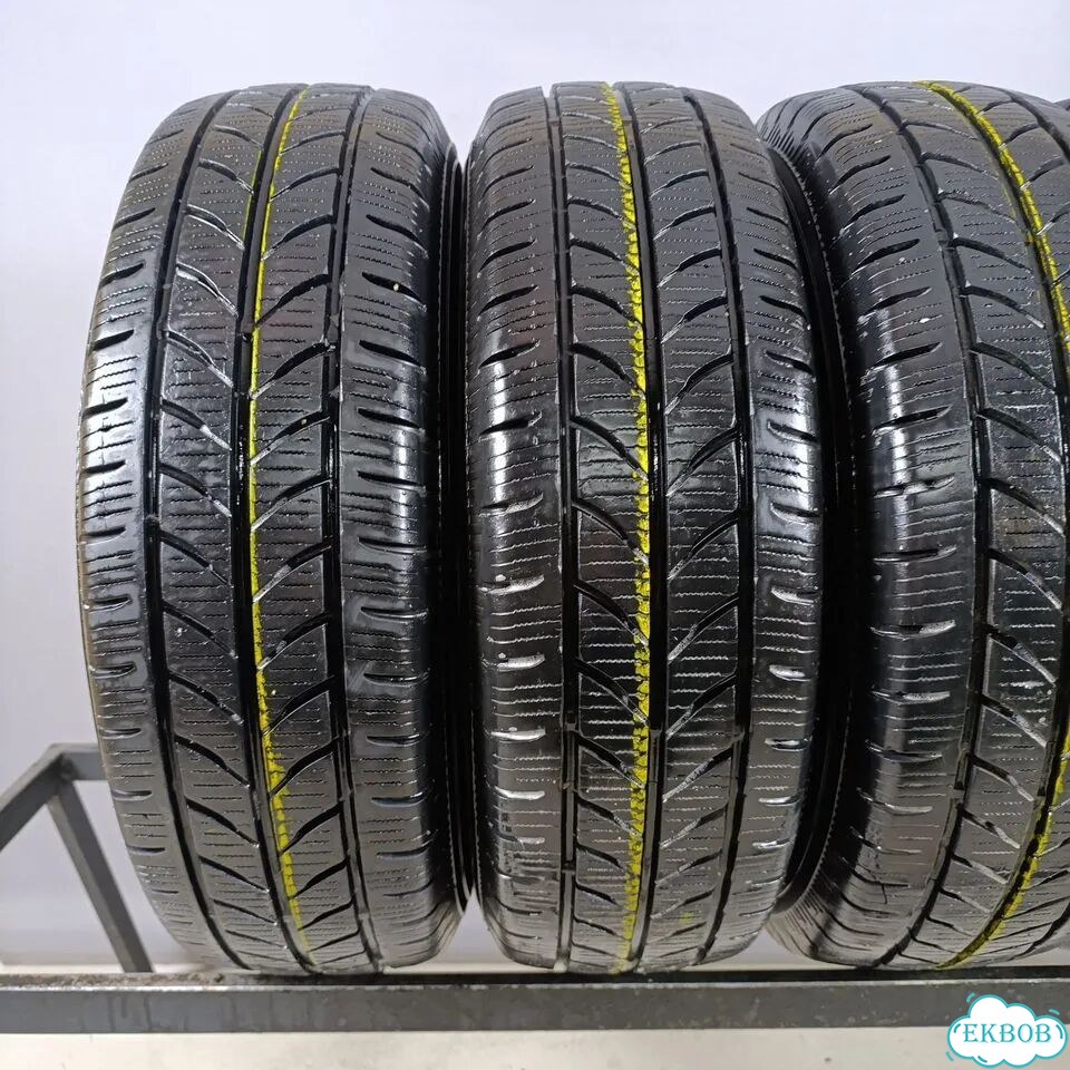 Yokohama W.Drive WY01 215/75 R16C 113R фото 2