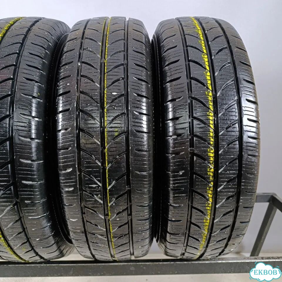 Yokohama W.Drive WY01 215/75 R16C 113R фото 3