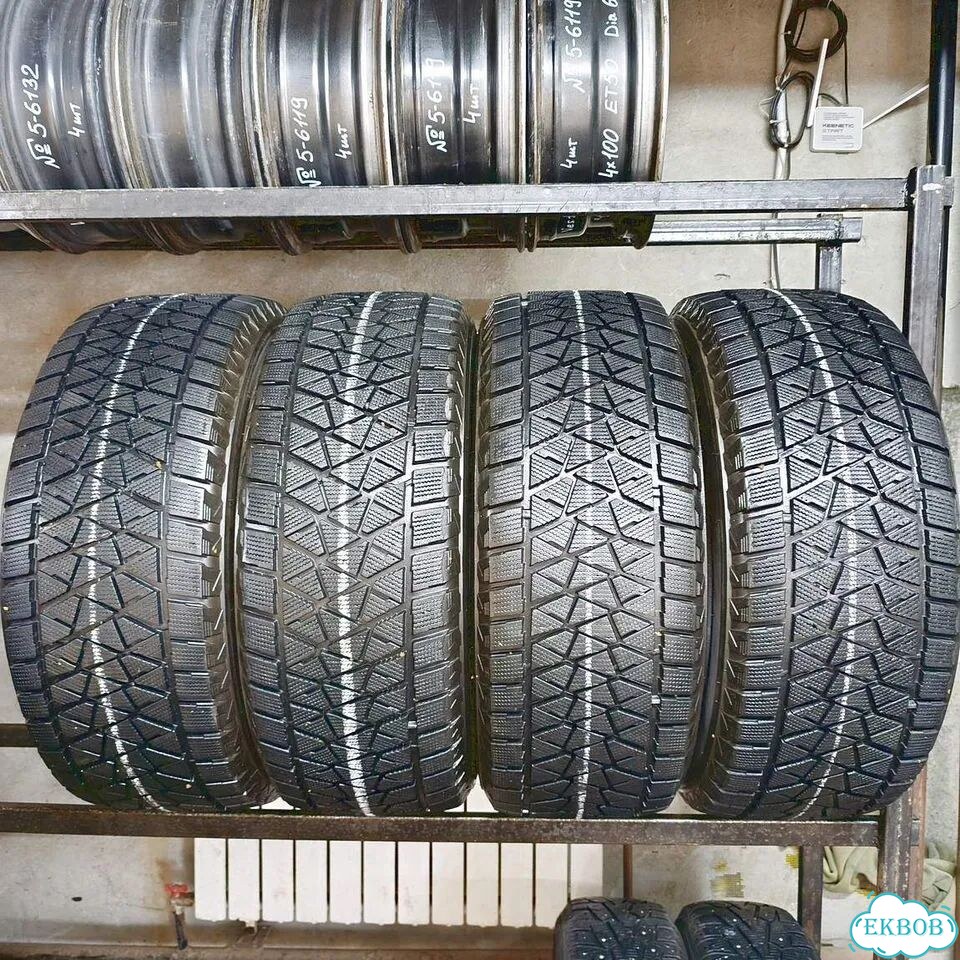 Bridgestone Blizzak DM-V2 285/60 R18 116T фото 1