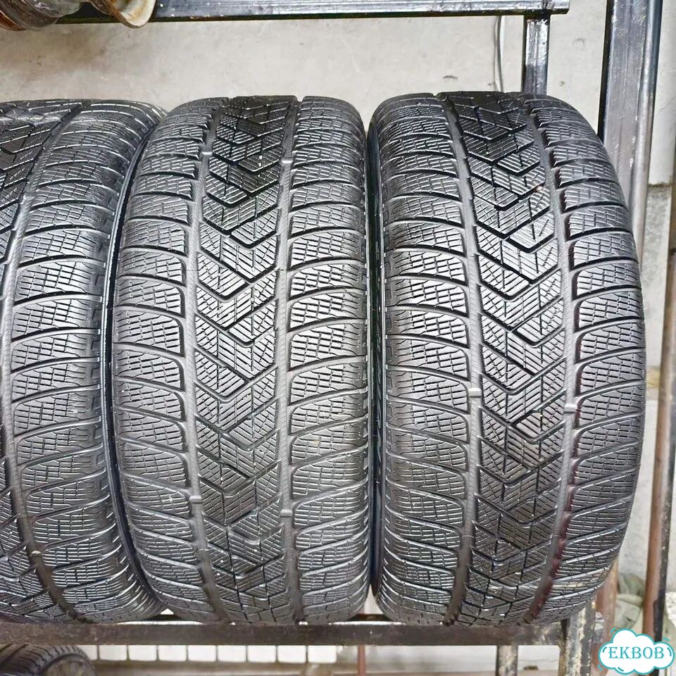 Pirelli Scorpion Winter 255/40 R21 102V фото 3