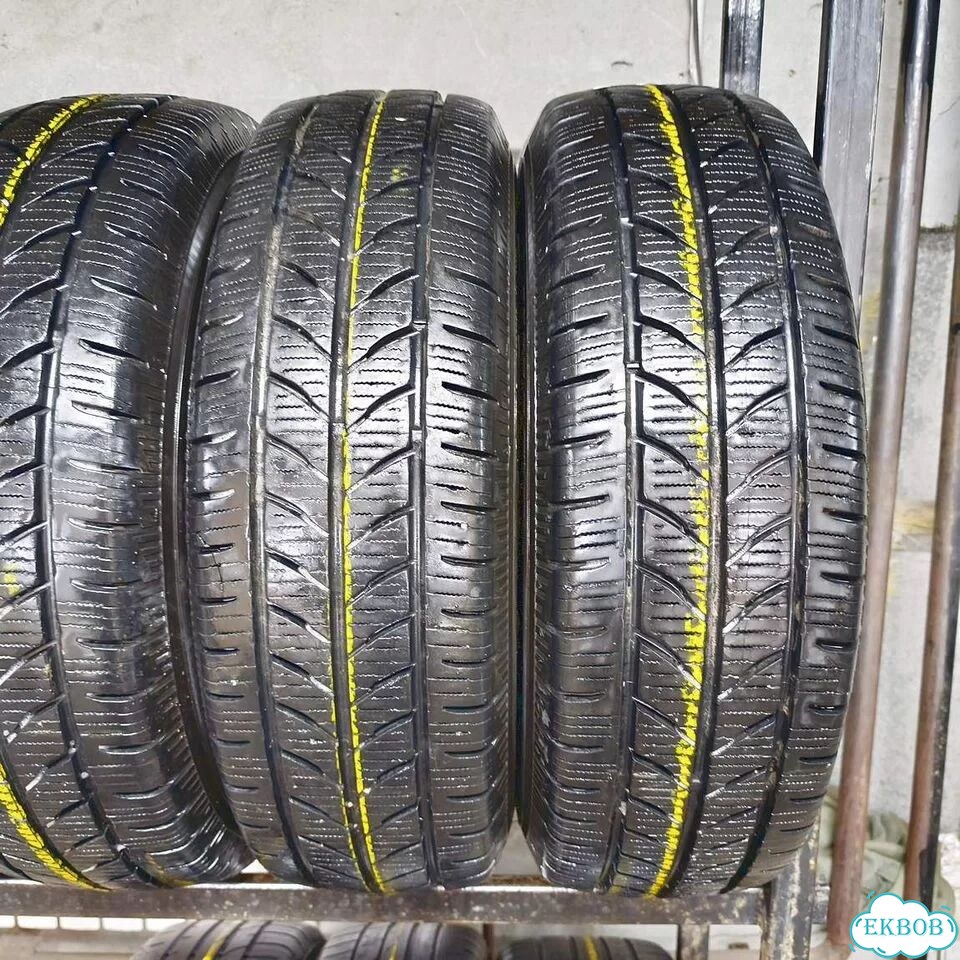 Yokohama W.Drive WY01 215/75 R16C 113R фото 3