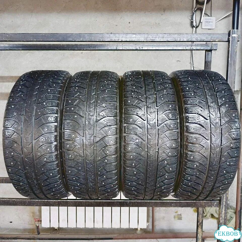 Bridgestone Ice Cruiser 7000 245/50 R20 102T фото 1