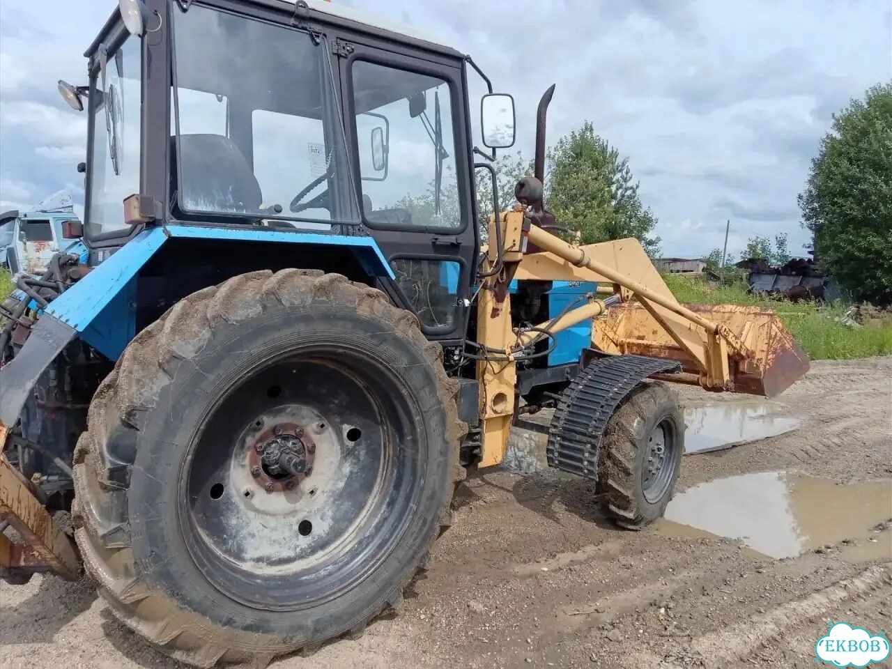 Экскаватор-погрузчик МТЗ (Беларус) ЭО-2626, 2004 фото 5