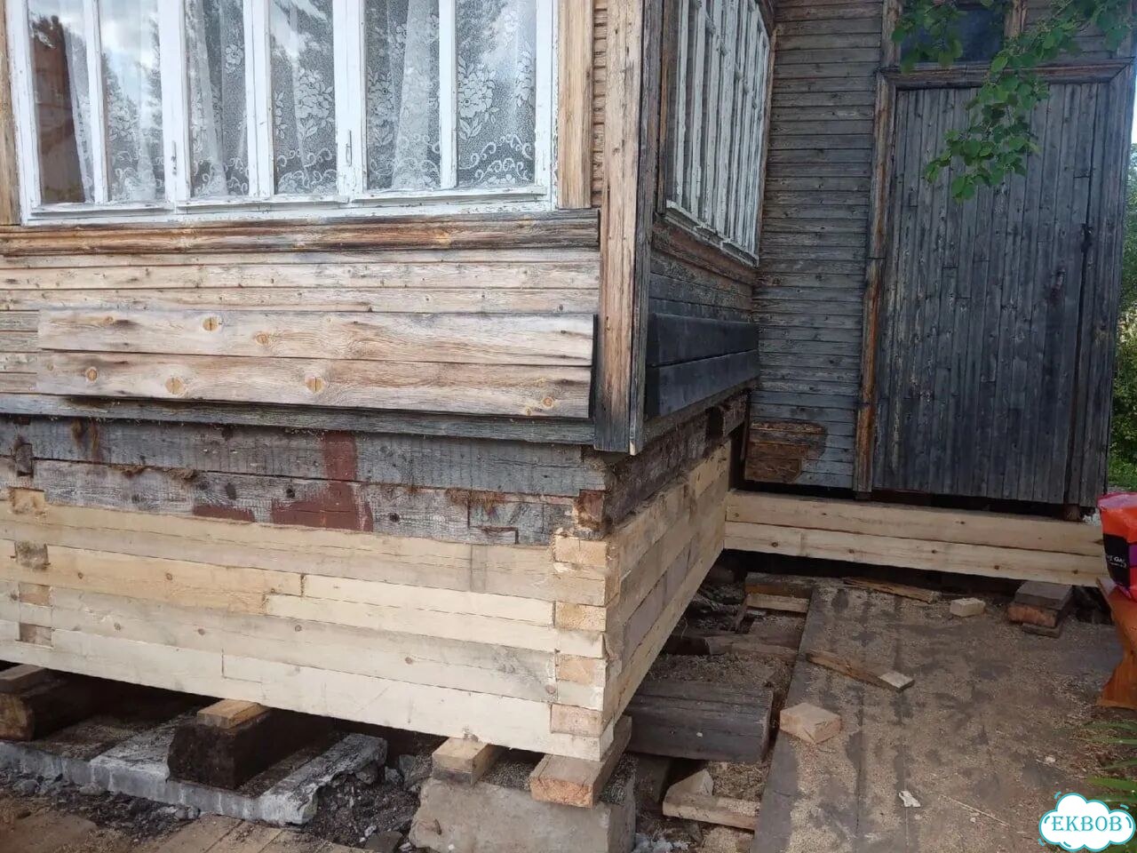 Замена венцов. Подъём домов фото 6