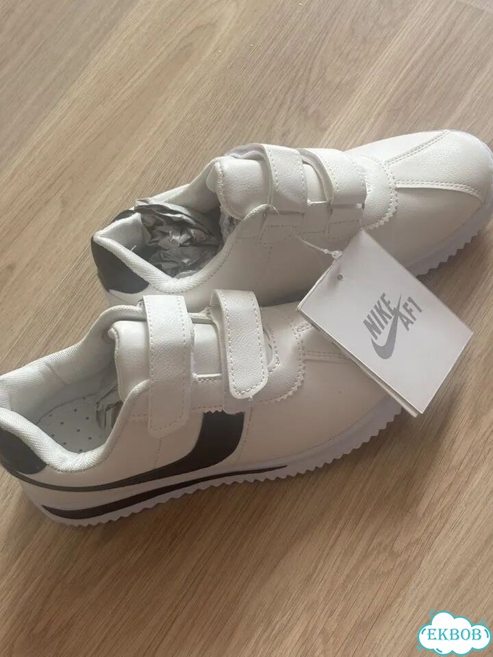 Кроссовки nike детские фото 4