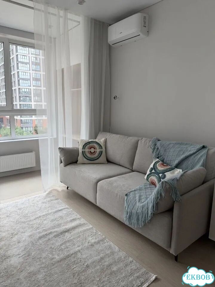 Квартира-студия, 30 м², 4/21 эт. фото 2