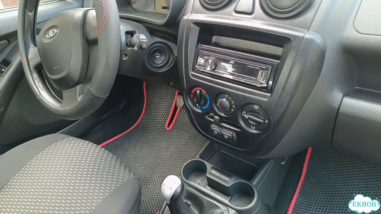 ВАЗ (LADA) Granta 1.6 MT, 2018, 79 000 км фото 24