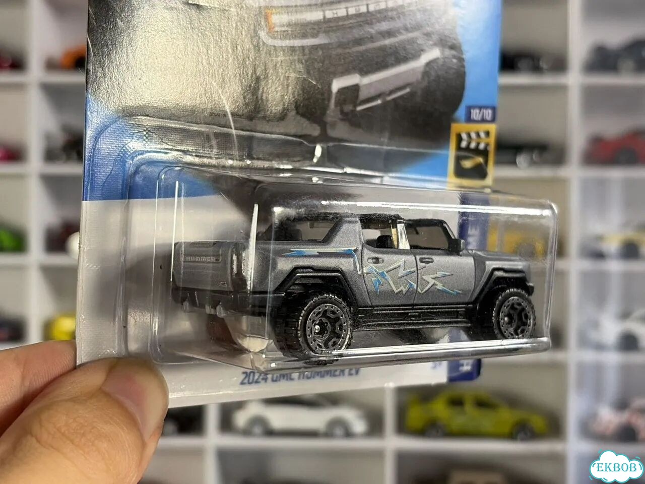Hot Wheels 2024 GMC Hummer EV фото 4