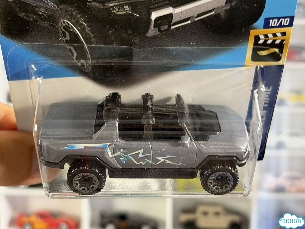 Hot Wheels 2024 GMC Hummer EV фото 8