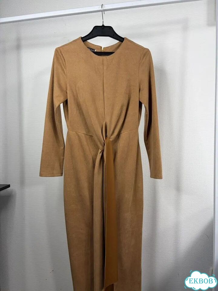 Платье Bershka 42/44 (S/M) нф-5636 фото 1