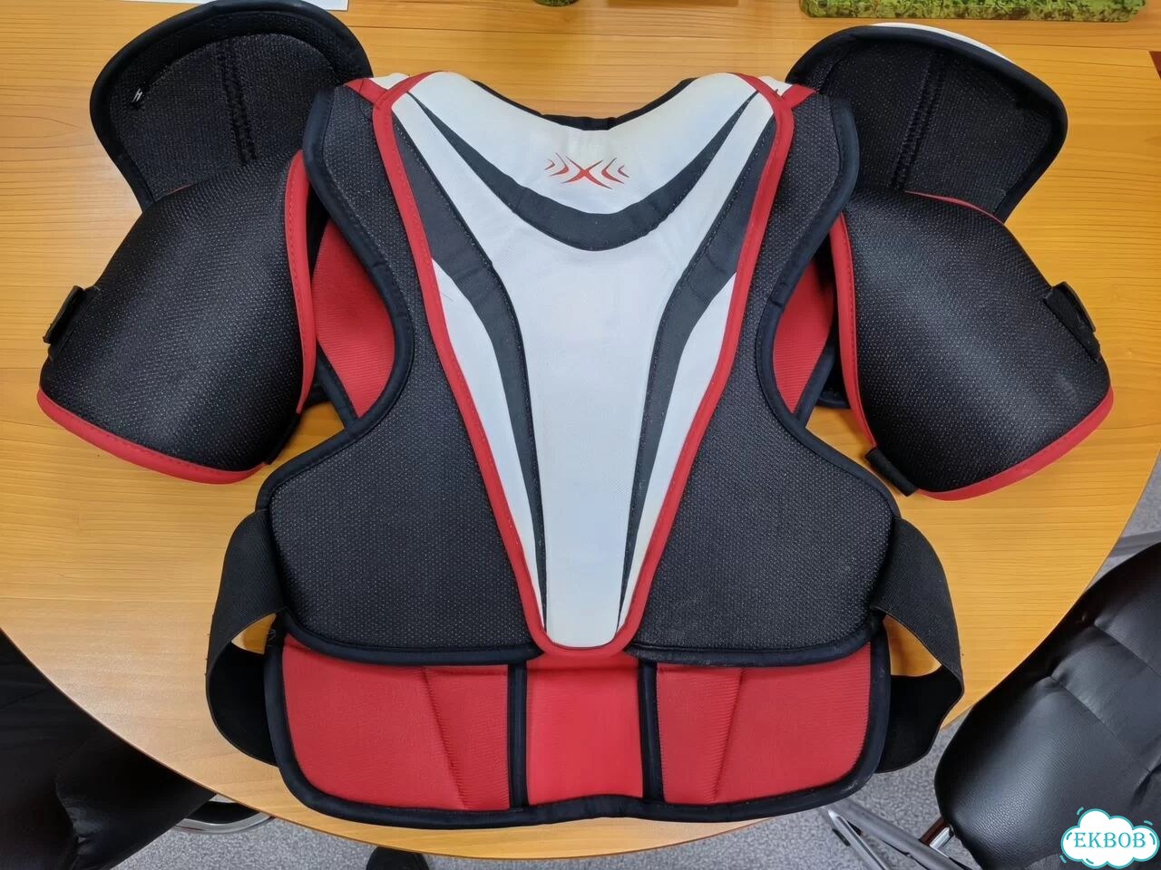 Нагрудник хоккейный Bauer Vapor X20 SR фото 2