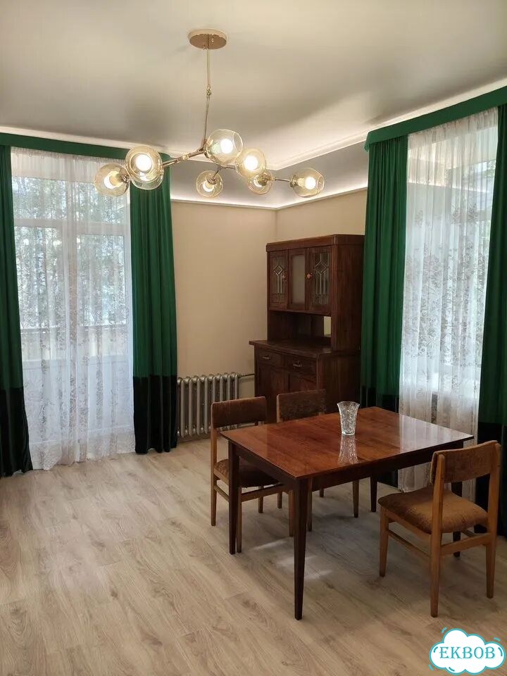 3-к. квартира, 68 м², 2/3 эт. фото 2