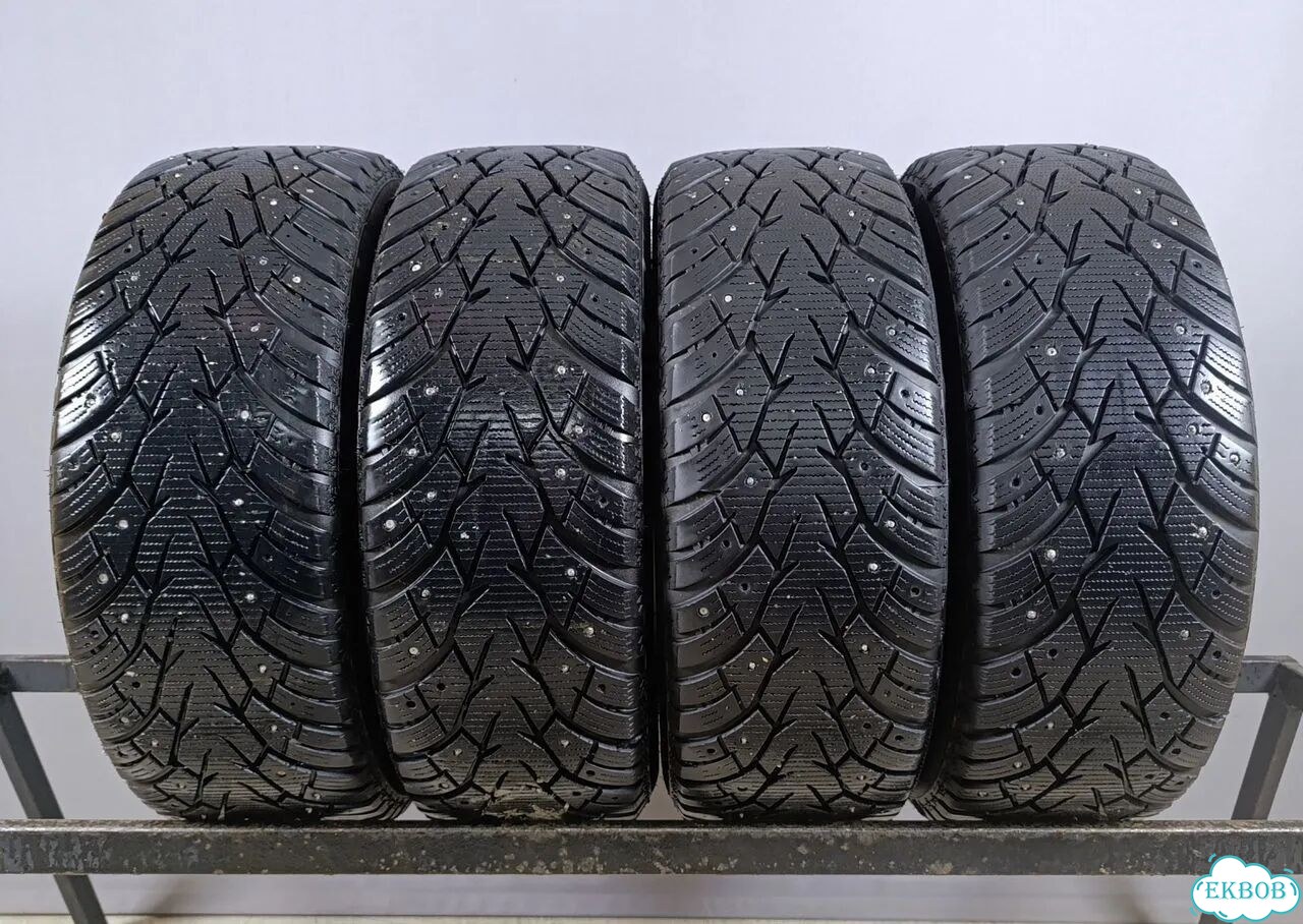 Royal Black Royal Stud 205/55 R16 94T фото 1