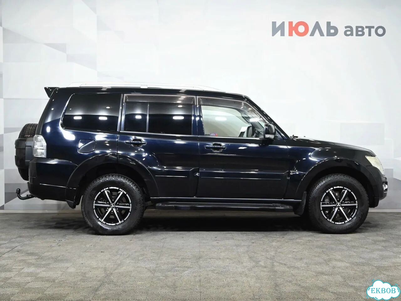 Mitsubishi Pajero 3.2 AT, 2010, 329 030 км фото 10