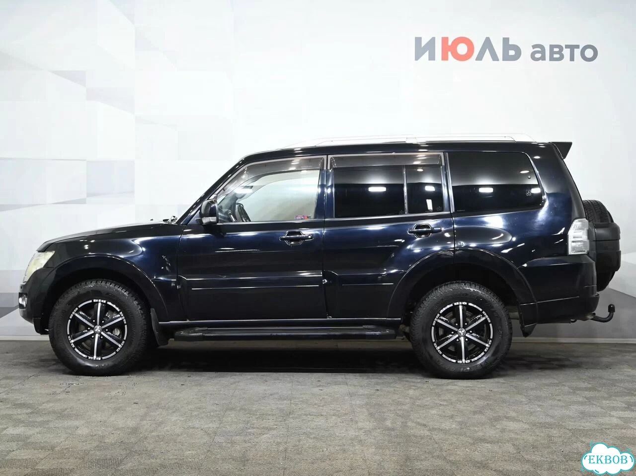 Mitsubishi Pajero 3.2 AT, 2010, 329 030 км фото 9
