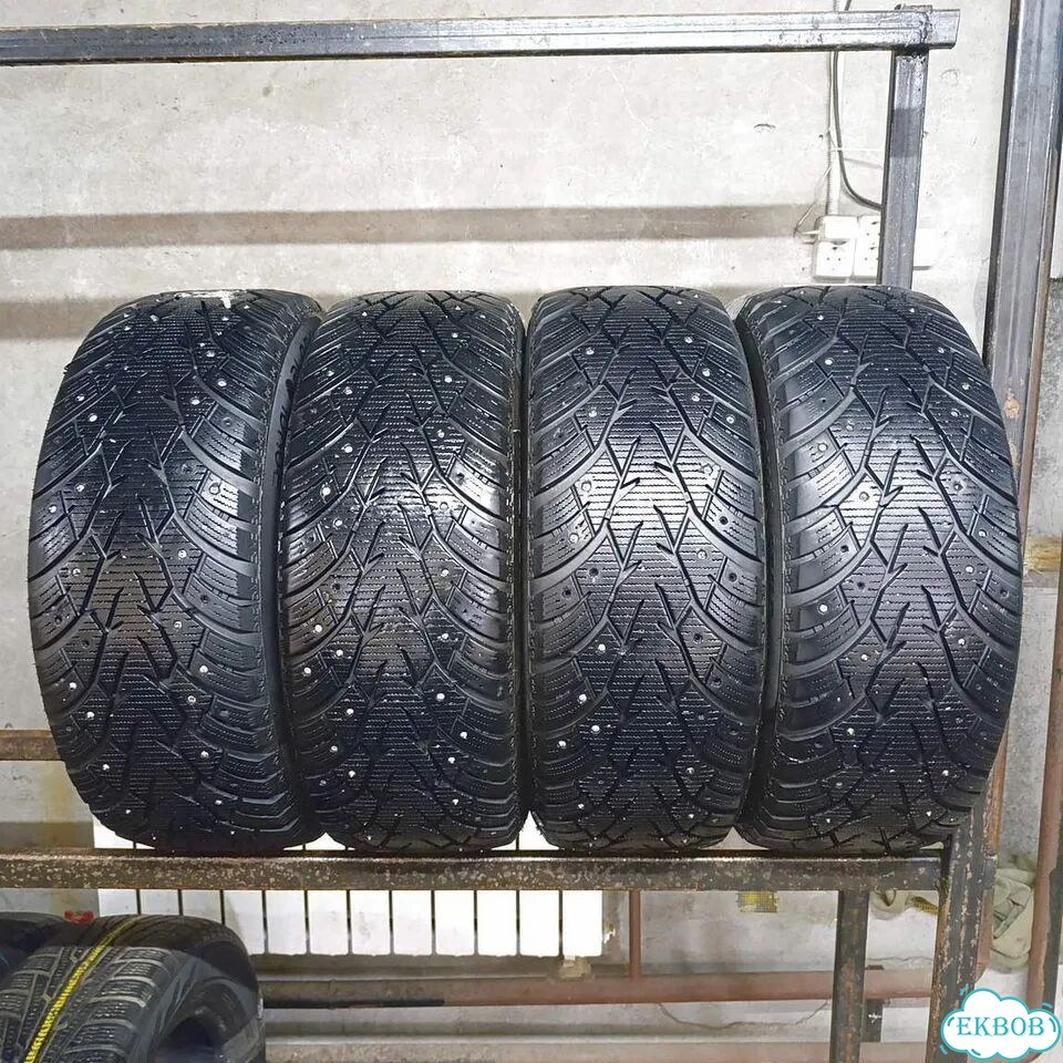 Royal Black Royal Stud 205/55 R16 94T фото 1