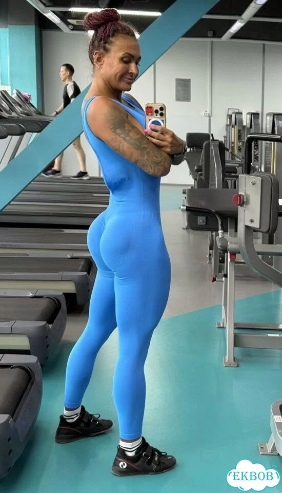 Комбинезон спортивный для фитнеса фото 1