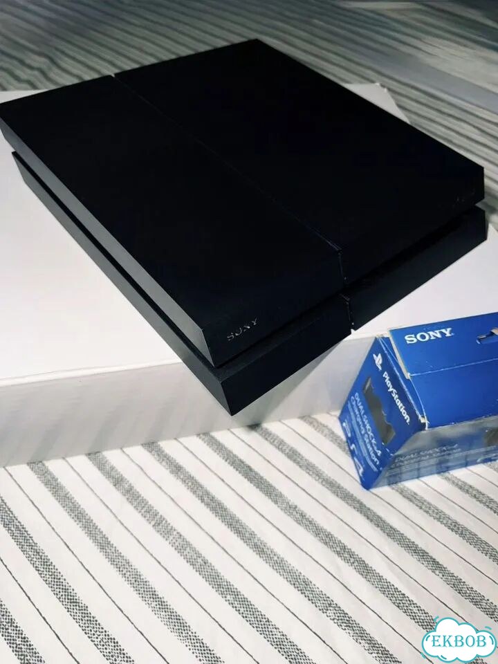 Sony playstation 4 фото 1