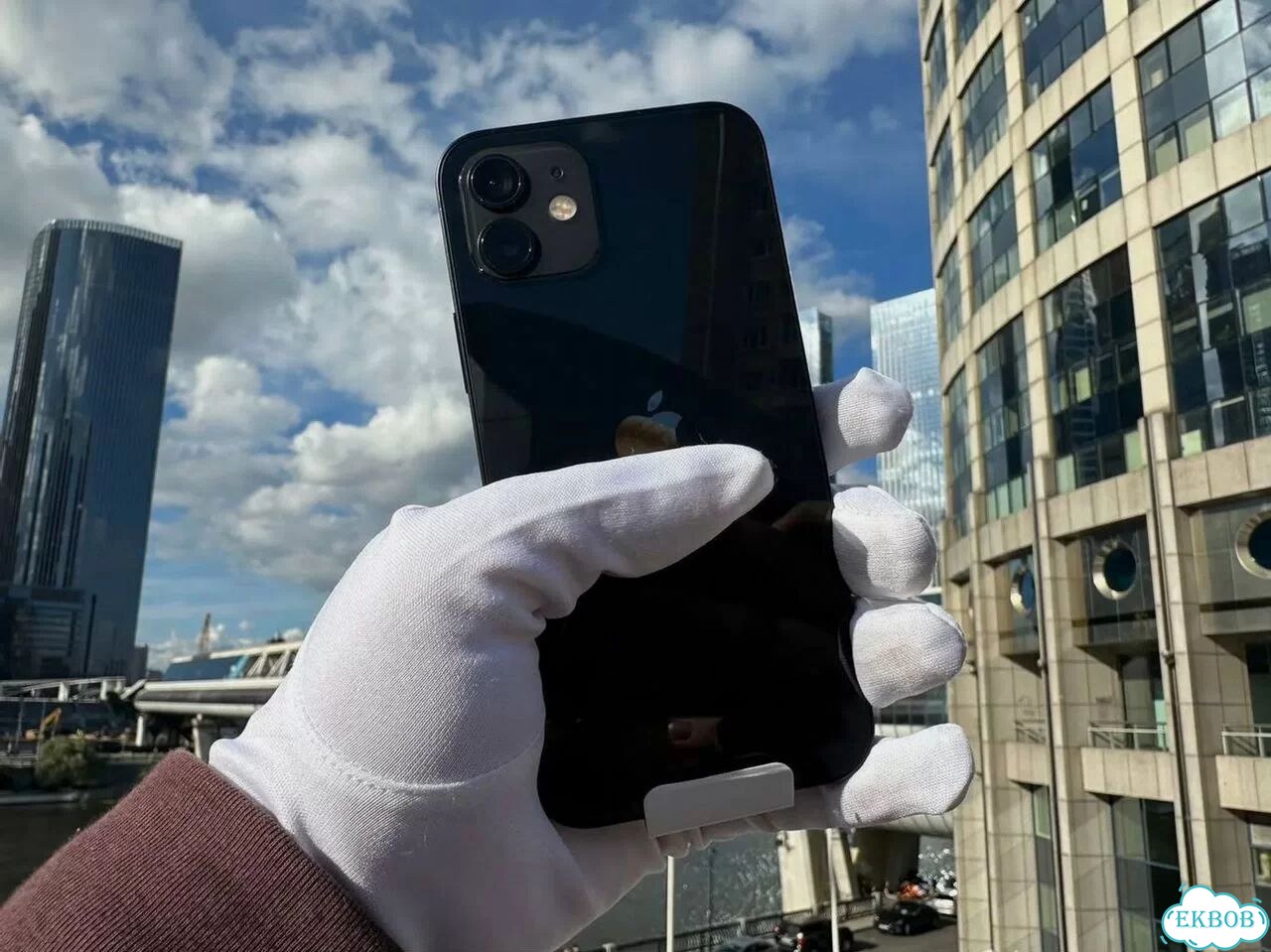 iPhone 12, 256 ГБ, SIM + eSIM фото 1