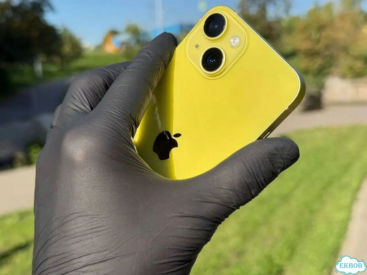 iPhone 14, 512 ГБ, SIM + eSIM фото 4