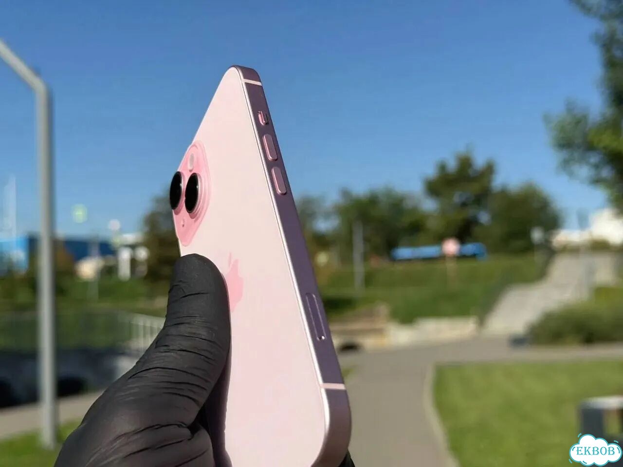 iPhone 15, 512 ГБ, SIM + eSIM фото 6