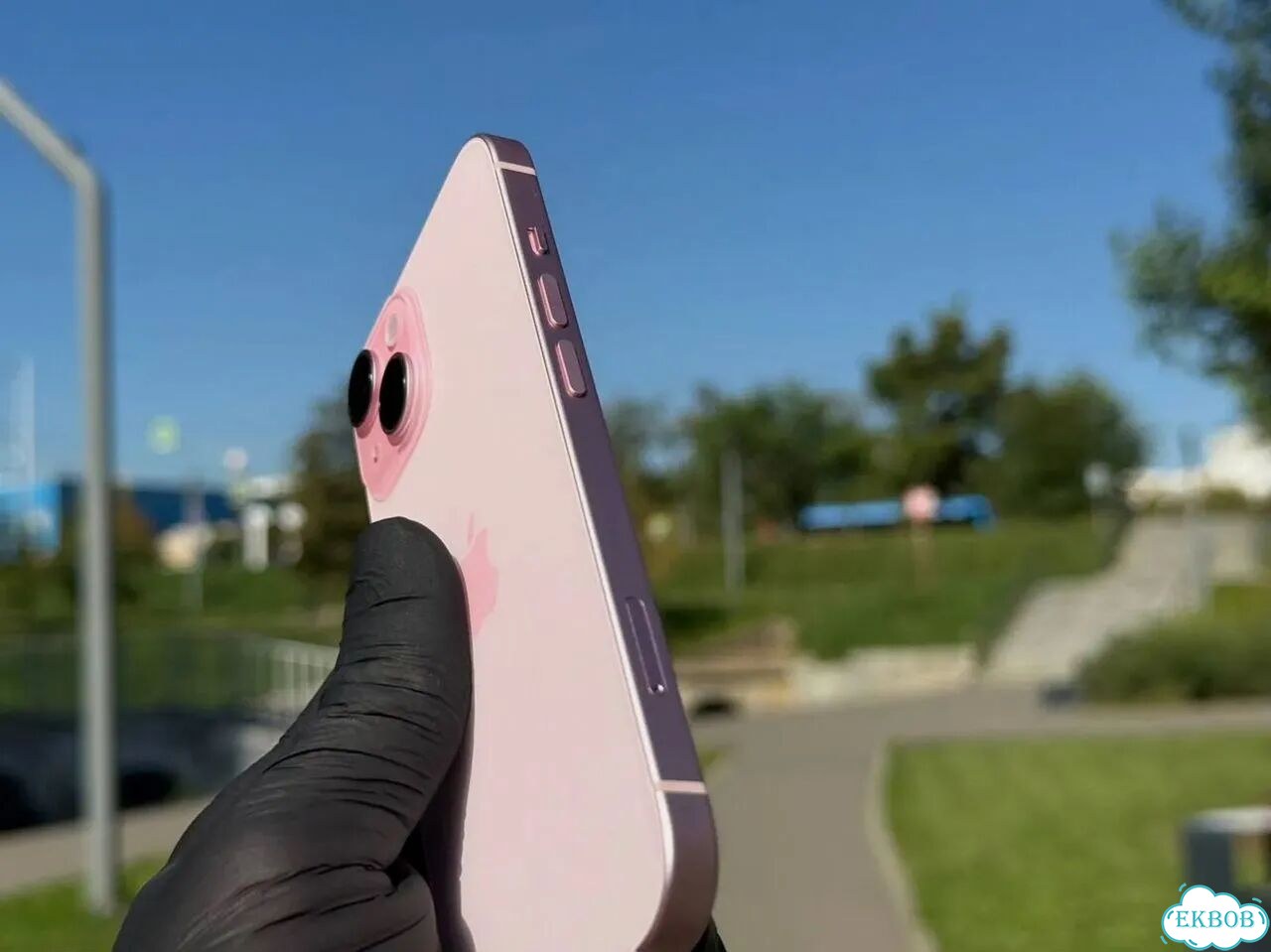iPhone 15, 256 ГБ, SIM + eSIM фото 6