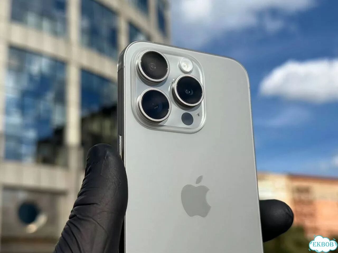 iPhone 15 Pro, 128 ГБ, SIM + eSIM фото 2