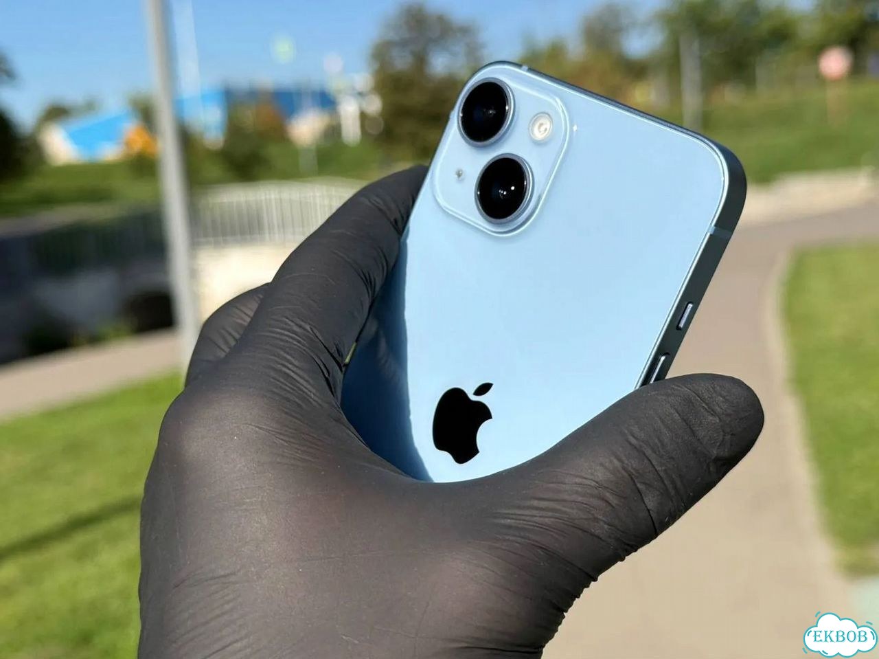 iPhone 14, 128 ГБ, SIM + eSIM фото 3