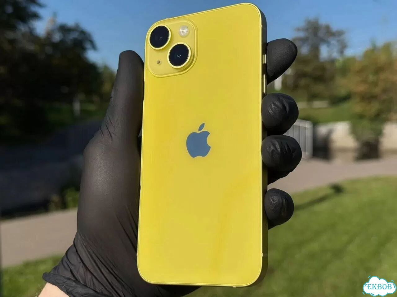 iPhone 14, 256 ГБ, SIM + eSIM фото 1
