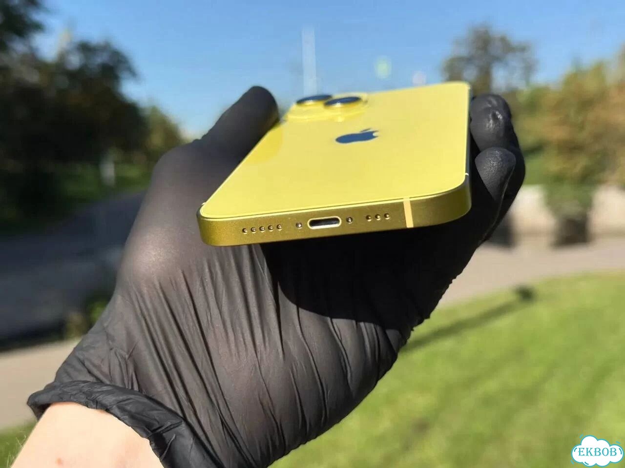 iPhone 14, 256 ГБ, SIM + eSIM фото 6