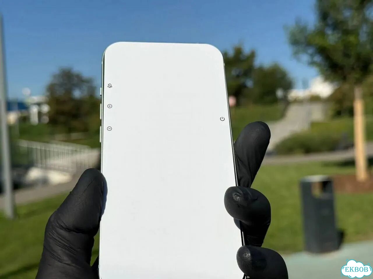 iPhone 15, 512 ГБ, SIM + eSIM фото 7