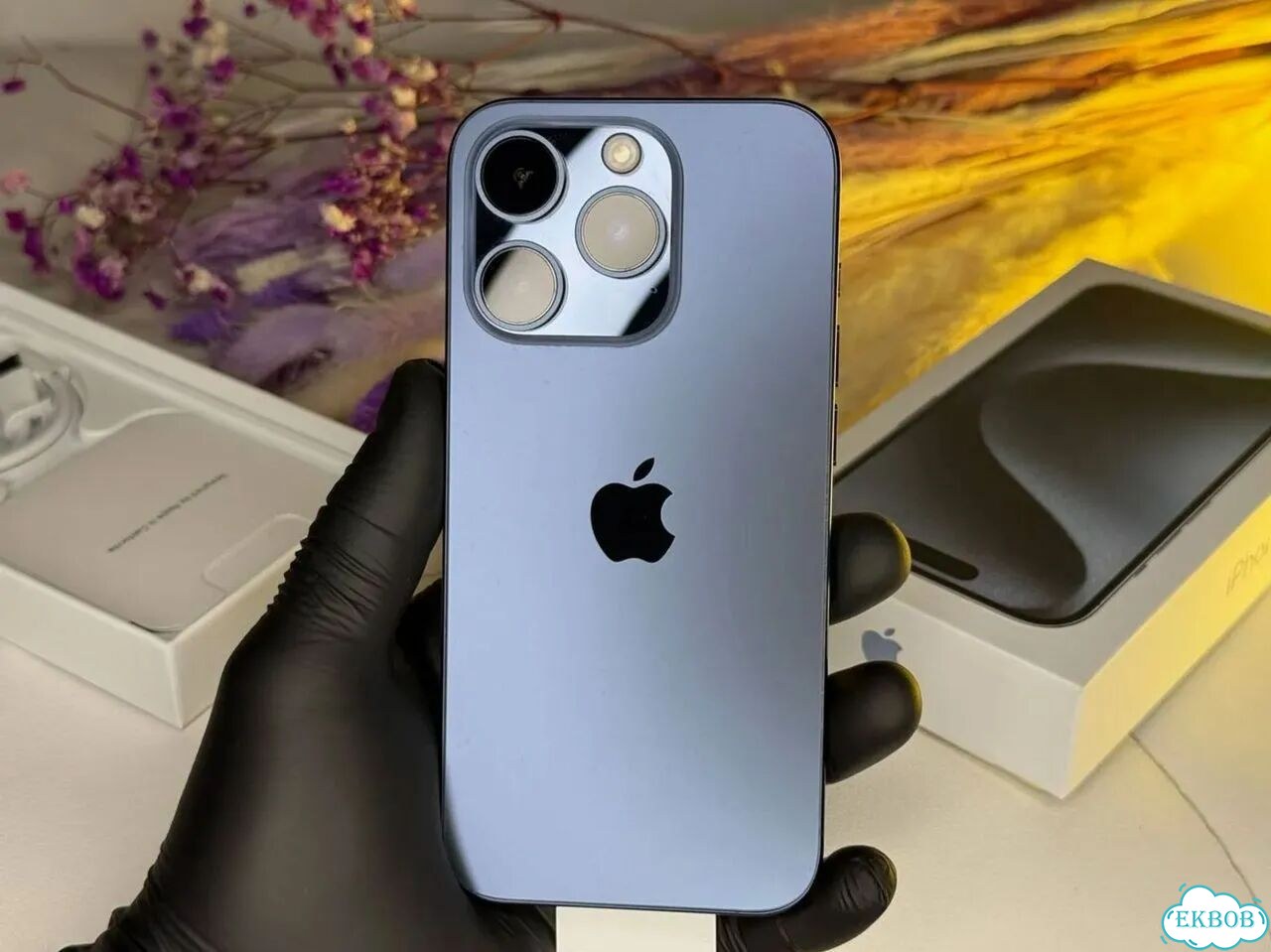 iPhone 15 Pro, 256 ГБ, SIM + eSIM фото 1