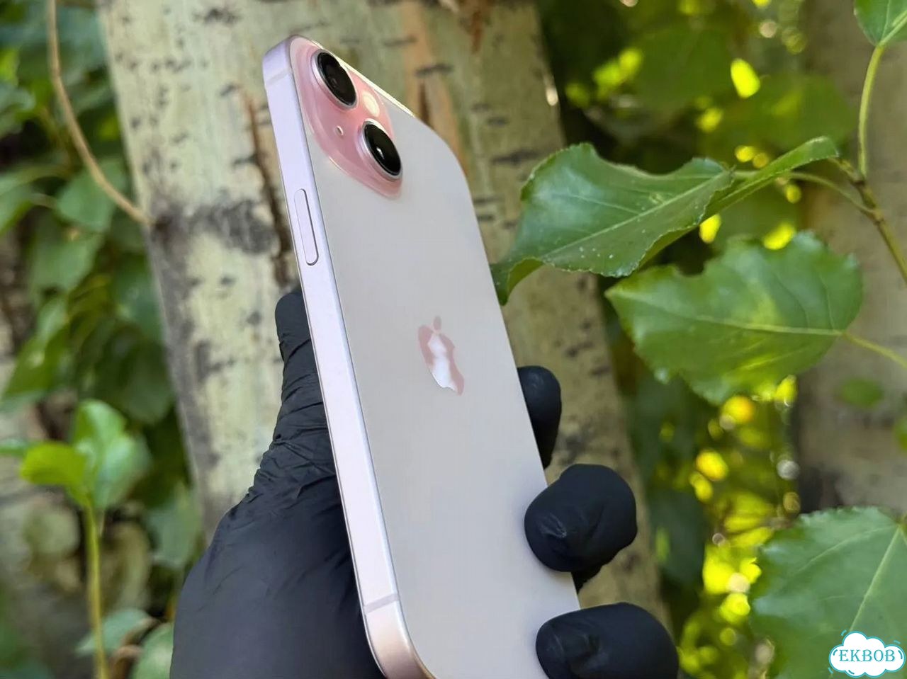 iPhone 15, 128 ГБ, SIM + eSIM фото 3