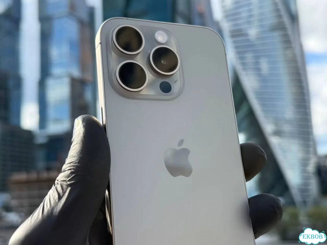 iPhone 15 Pro Max, 512 ГБ, SIM + eSIM фото 2