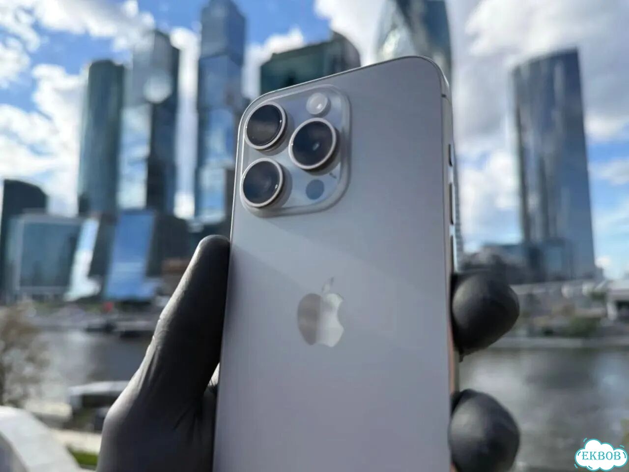 iPhone 15 Pro Max, 1 ТБ, SIM + eSIM фото 5