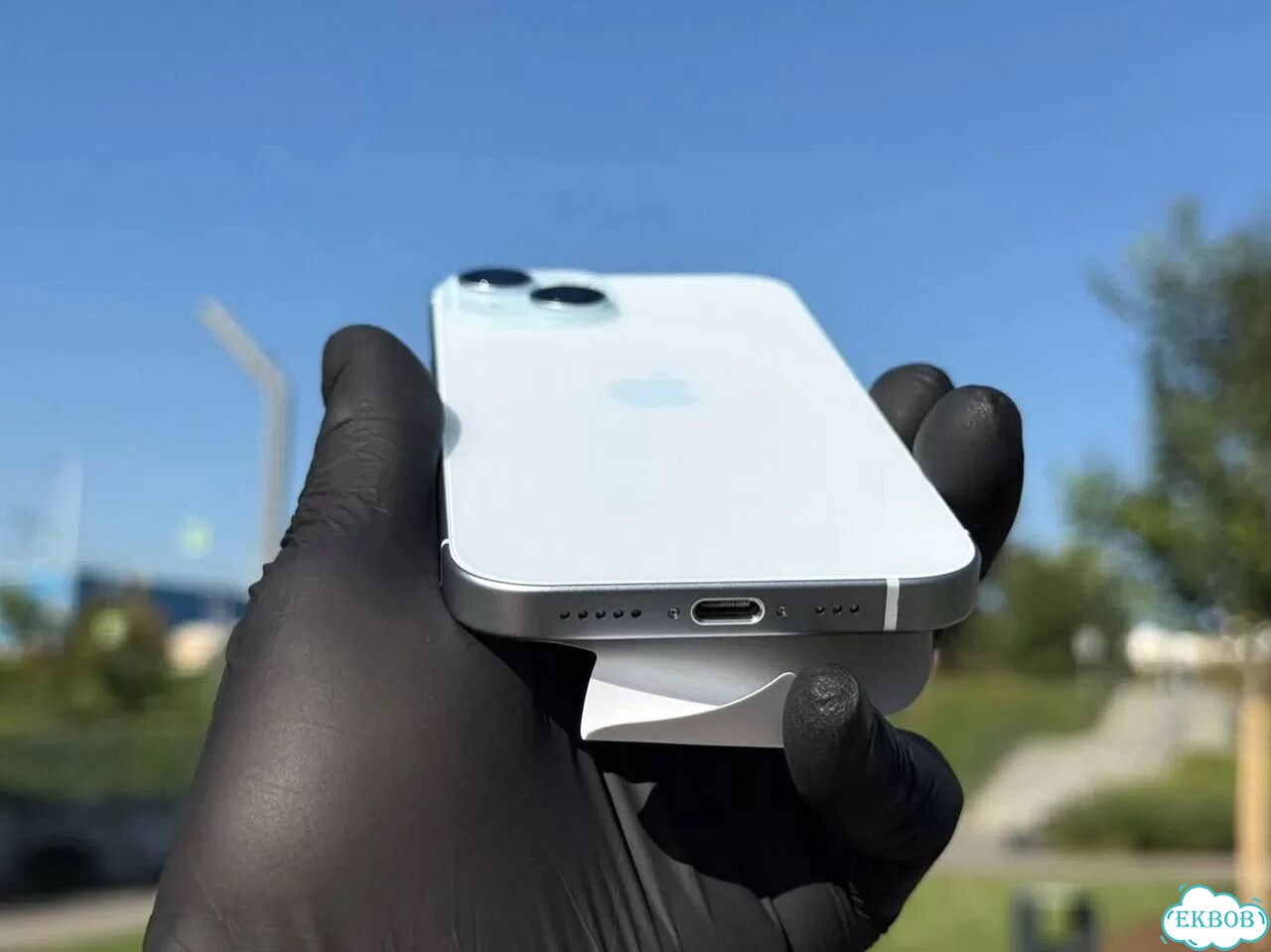 iPhone 15, 512 ГБ, SIM + eSIM фото 4